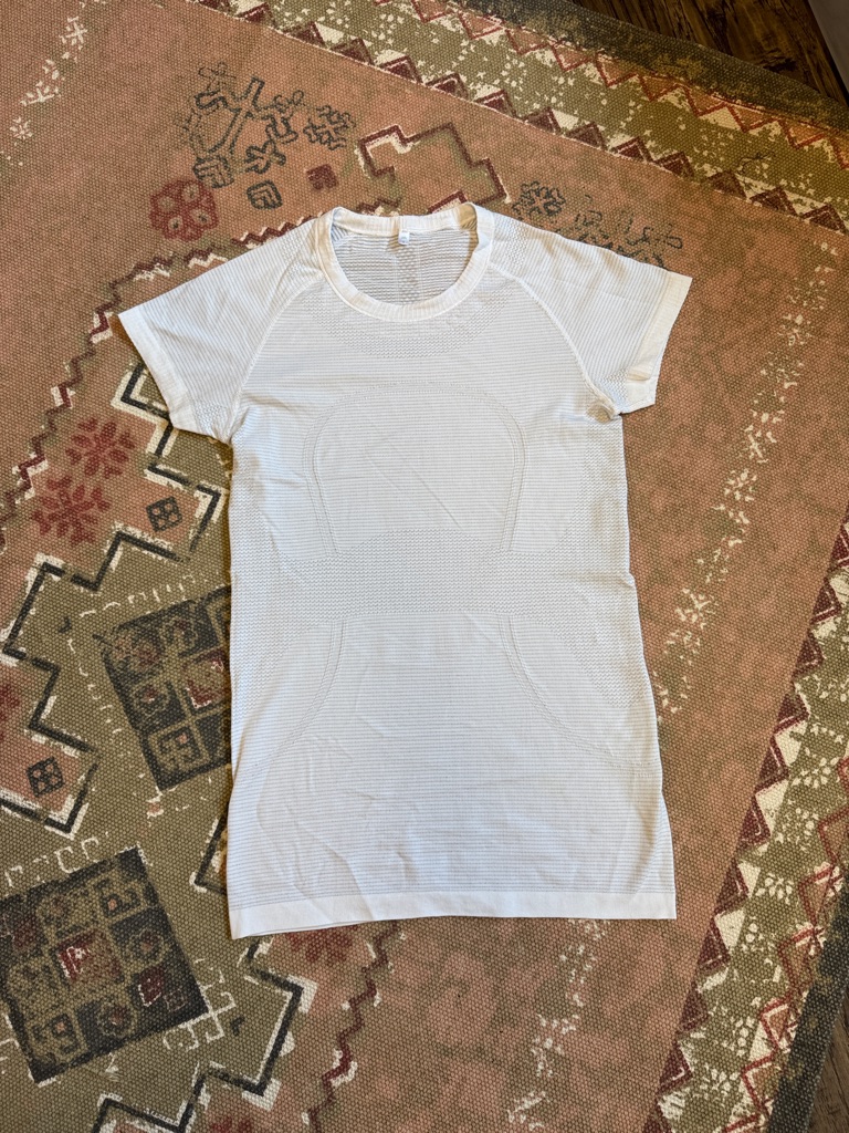 Lululemon Women’s White Seamless Short-Sleeve Athletic Top